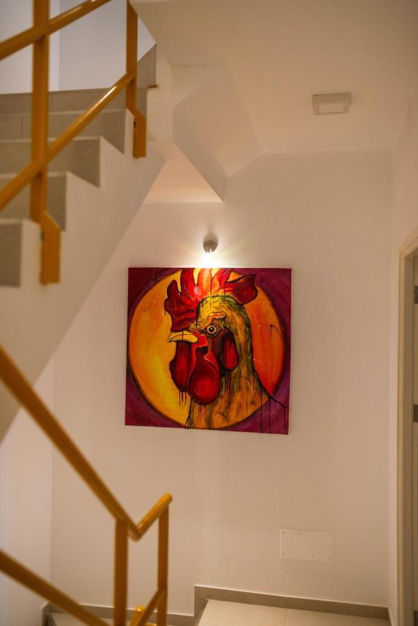 Apartamento Augusta Amwilla Guesthouse منديلو المظهر الخارجي الصورة